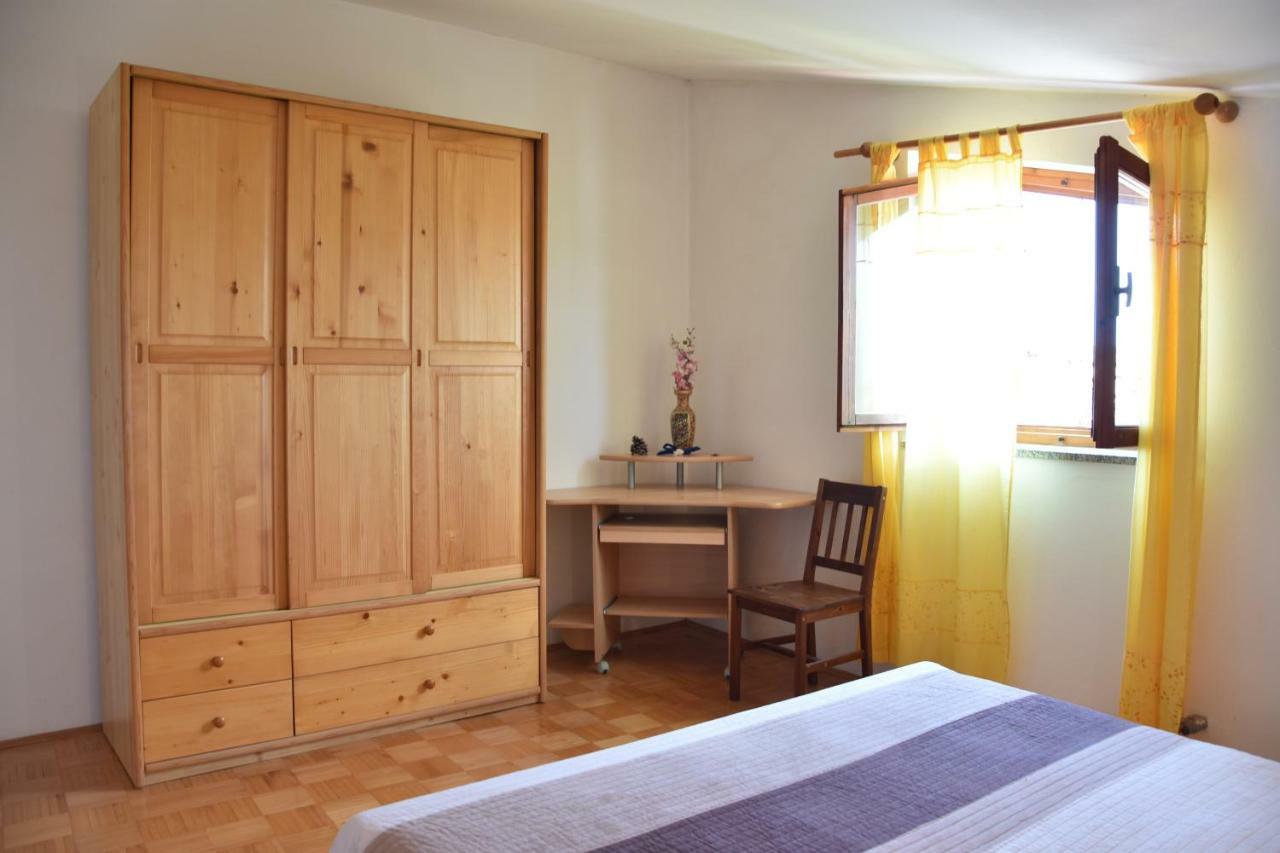 Apartman Branka- Sea View Peroj Exterior foto
